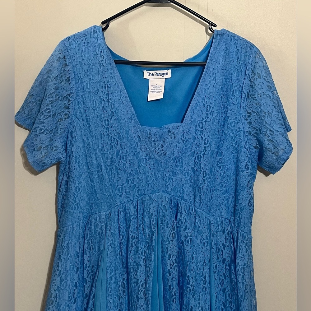 Women’s Paragon formal dress - Picture 9 of 9
